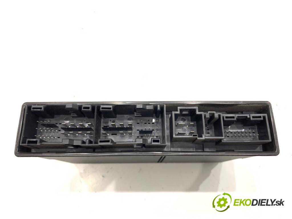 AUDI Q7 4M SUV 2015 200 kW 3.0 TDI quattro 2967 Modul pamäte sedačky 4M0959760E