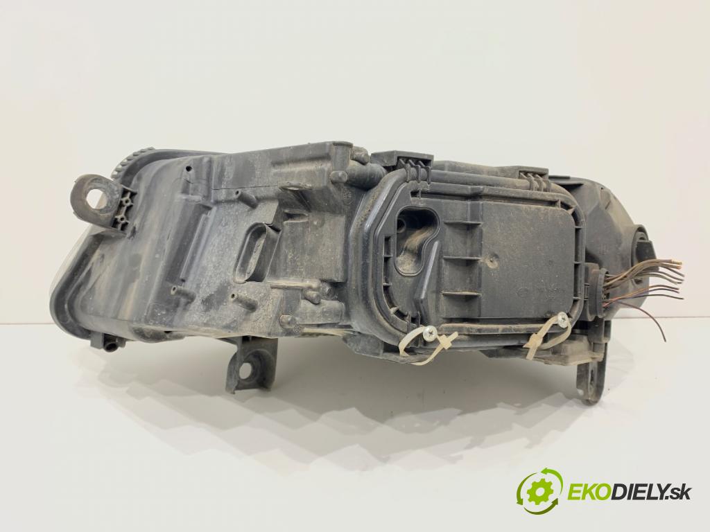 AUDI A6 C6 sedan 2005 103 kW 2.0 TDI 1968 světlomet pravý přední část XENON