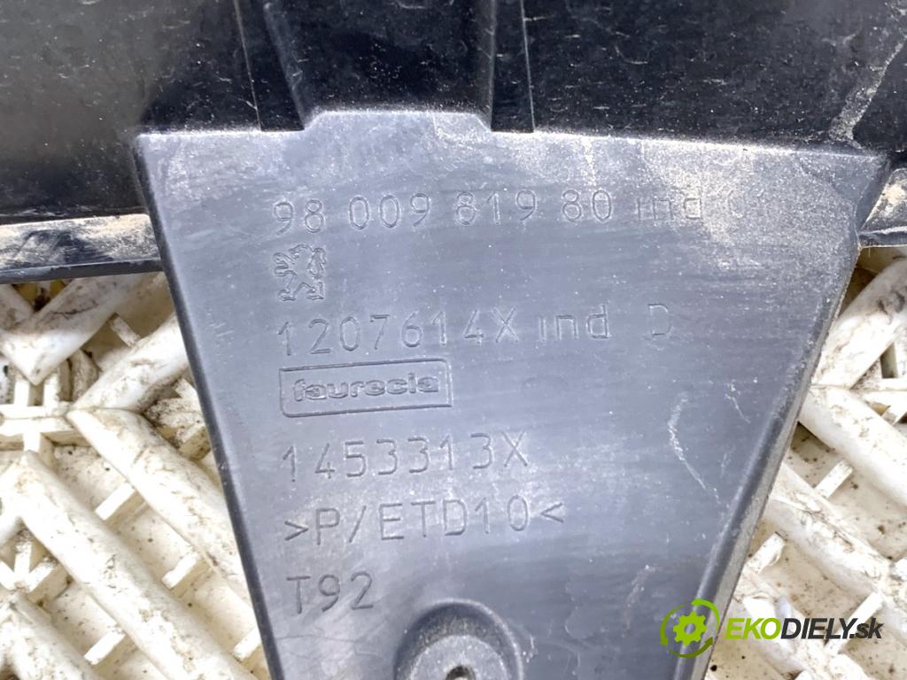 PEUGEOT 308 SW II Kombi 2016 81 kW 1.2 THP 110 1199 ABSORBER nárazníka zadní část 9800981980