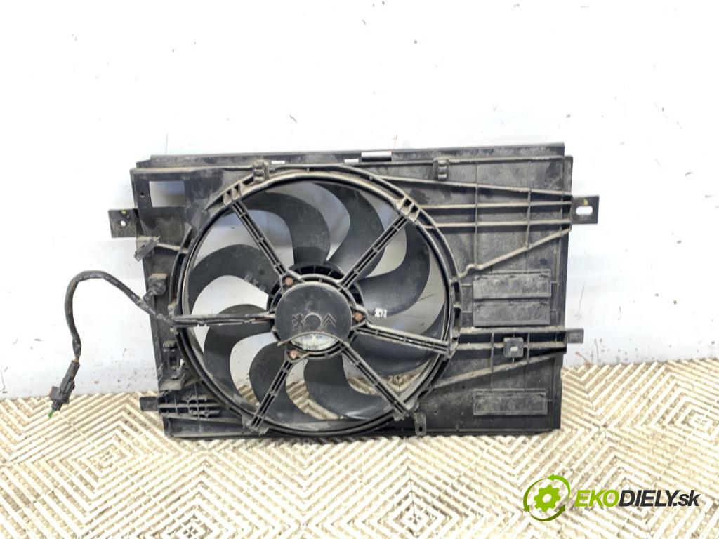 PEUGEOT 308 SW II Kombi 2016 81 kW 1.2 THP 110 1199 ventilátor chladiče 8291539 (Ventilátory)