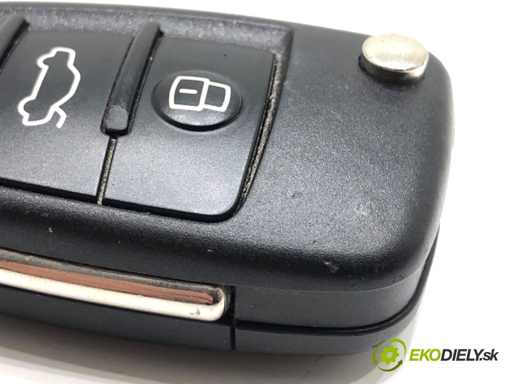 AUDI A3 8V liftback 2018 294 kW RS3 quattro 2480 kľúč DÁLKOVÝ: