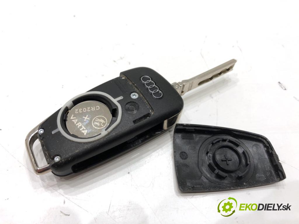 AUDI A3 8V liftback 2018 294 kW RS3 quattro 2480 kľúč DÁLKOVÝ: