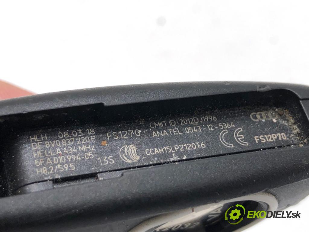 AUDI A3 8V liftback 2018 294 kW RS3 quattro 2480 kľúč DÁLKOVÝ: