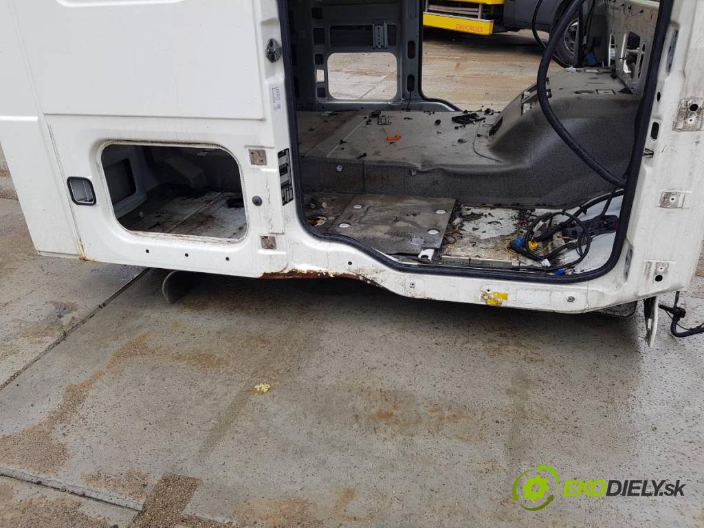 DAF XF Ciągnik siodłowy 2017 340 kW FT 460 340 kW [462 KM] olej napędowy 2012 - 2022 12900 kabína