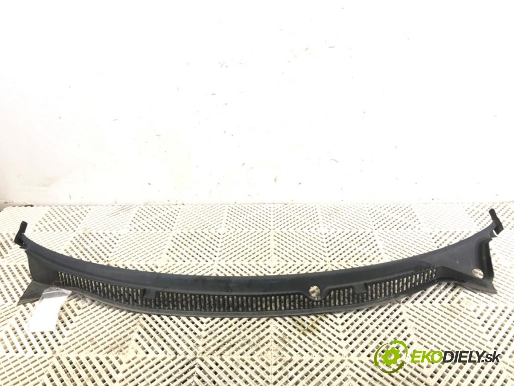 VW POLO IV 9N liftback 2002 47 kW 1.2 12V 1198 Torpédo, plast pod čelné okno 6Q1819415B (Torpédo (plast pod čelným sklom))