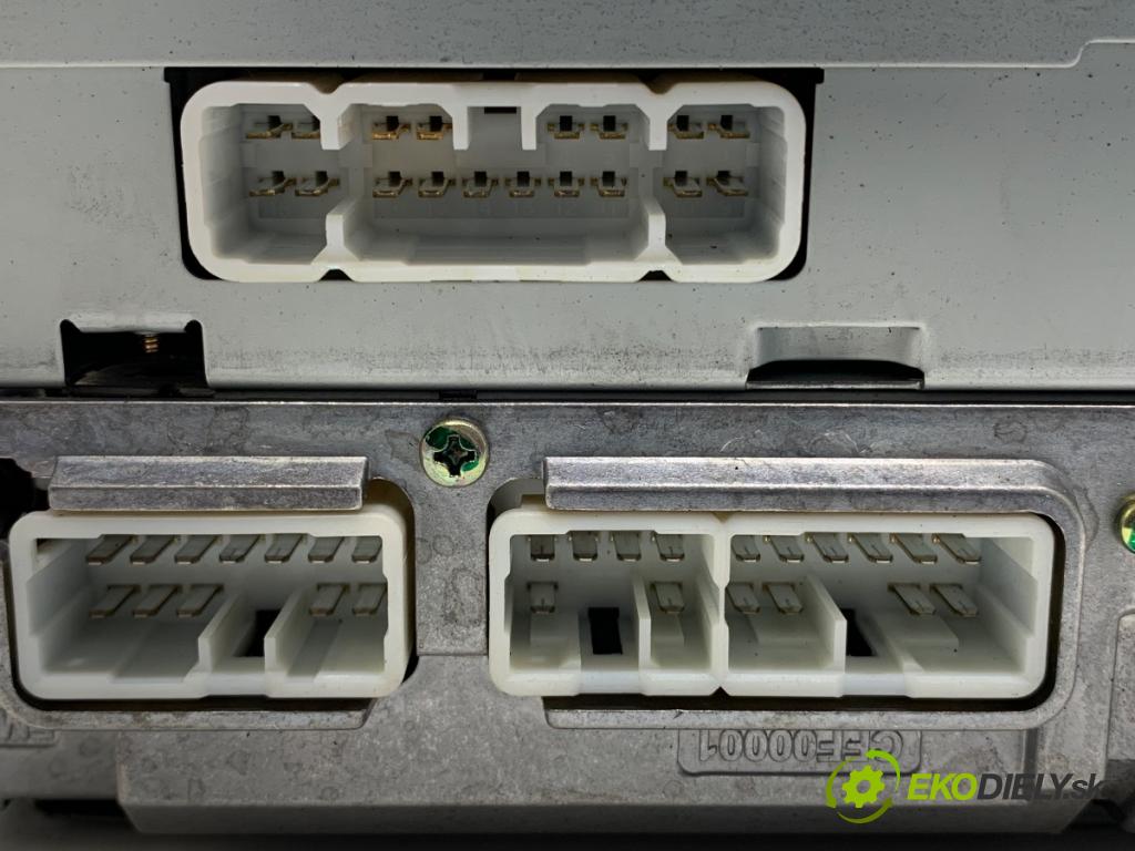 TOYOTA YARIS I liftback 2004 64 kW 1.3 (SCP12_, SCP13_) 1298 RADIO 86120-0D140 86110-0D040 (Audio zariadenie)