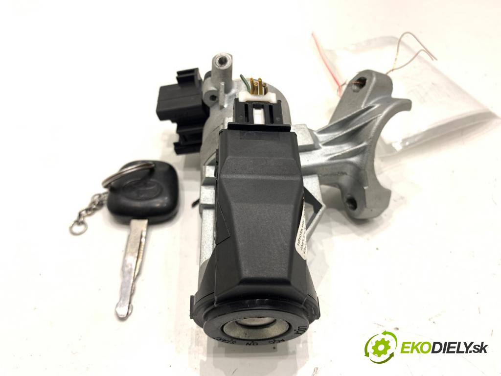 TOYOTA YARIS I liftback 2004 64 kW 1.3 (SCP12_, SCP13_) 1298 spinačka 89783-0D010 (Spínacia skrinka)