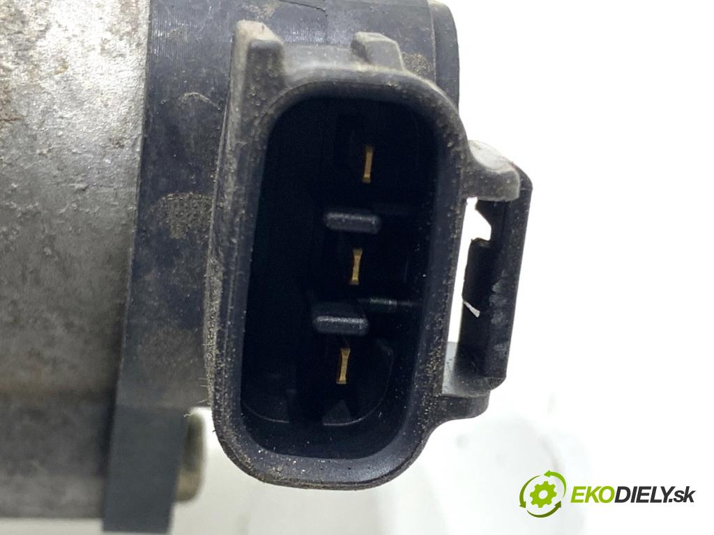 TOYOTA YARIS I liftback 2004 64 kW 1.3 (SCP12_, SCP13_) 1298 Škrtiaca klapka  (Škrtiaca klapka)