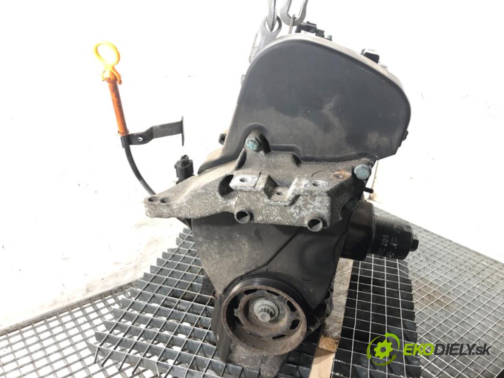 SEAT LEON I liftback 2001 77 kW 1.6 16 V 1598 motor AUS (Motor)