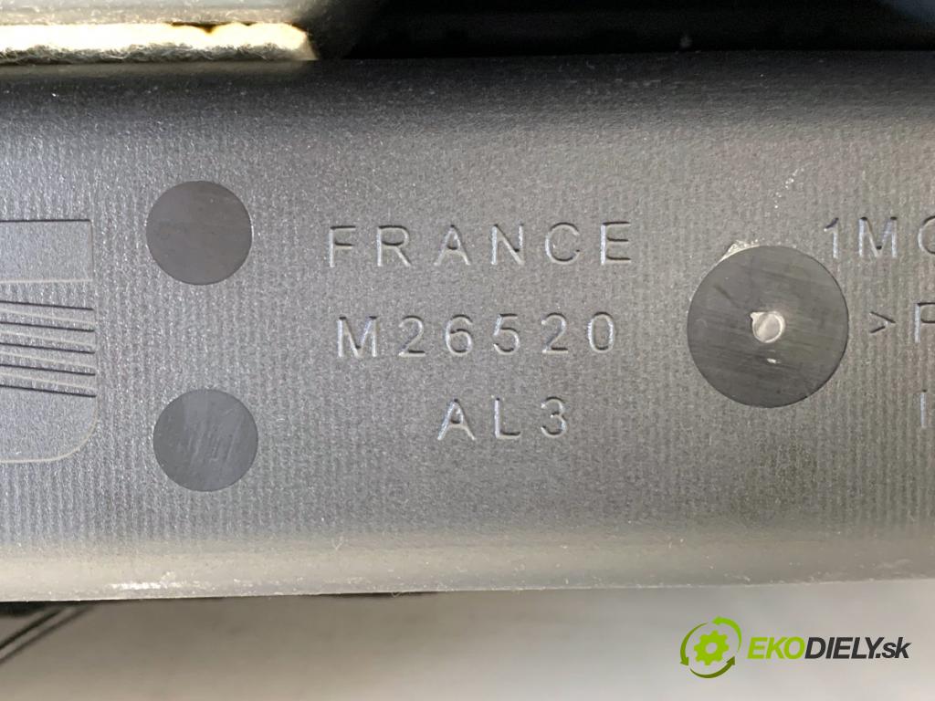 SEAT LEON I liftback 2001 77 kW 1.6 16 V 1598 Priehradka, kastlík spolujazdca  (Priehradka (kastlík))