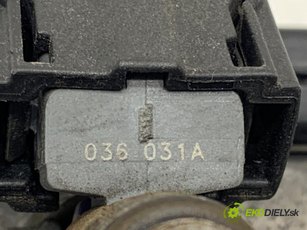 SEAT LEON I liftback 2001 77 kW 1.6 16 V 1598 Lišta vstrekovacia 036133319AK (Vstrekovacia lišta)