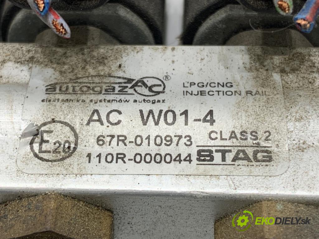 SEAT LEON I liftback 2001 77 kW 1.6 16 V 1598 vstrekovač LPG AC W01-4