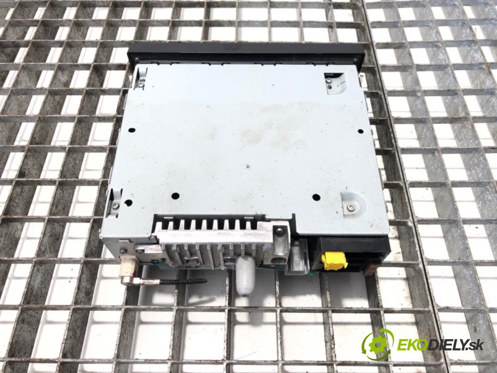 DAF XF Ciągnik siodłowy 2017 340 kW FT 460 340 kW [462 KM] olej napędowy 2012 - 2022 12900 RADIO 1858912 (Audio zariadenie)