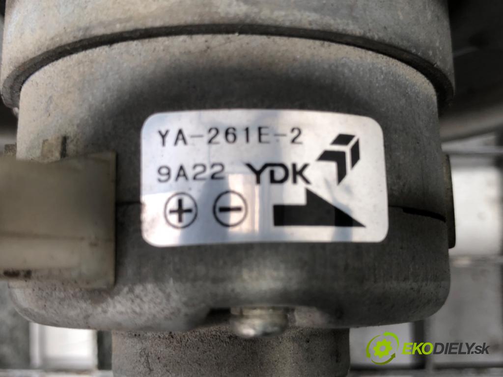 FORD TRANSIT V Skrzynia 2009 63 kW 2.2 TDCi 2198 topení zadní část YA-261E-2