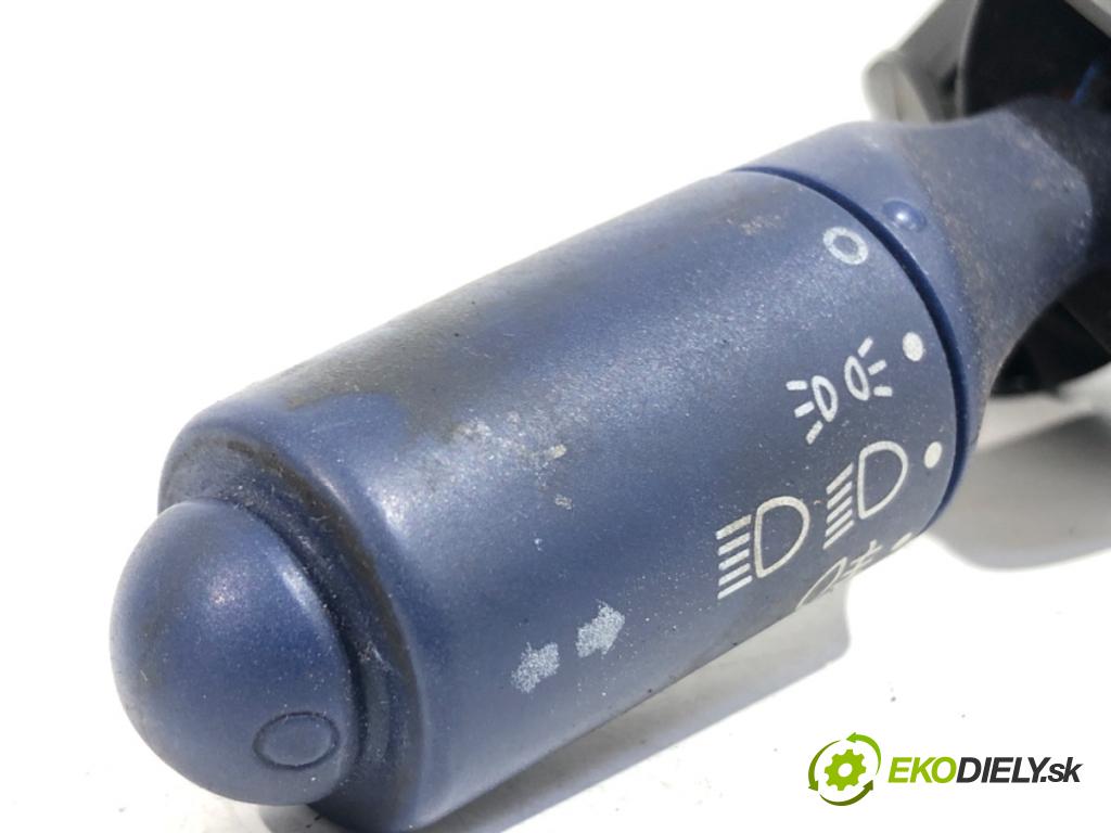 SMART ROADSTER kabriolet 1999 45 kW 0.7 (452.432) 698 Prepínač smeroviek 0001185V009 (Prepínacie páčky pod volantom)