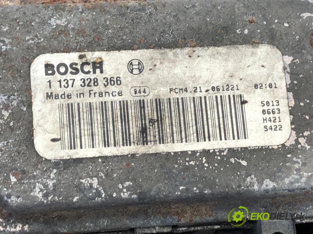 VOLVO V50 Kombi 2007 80 kW 1.6 D 1560 Ventilátor chladiča 3M5H-8C607-RH (Ventilátor)