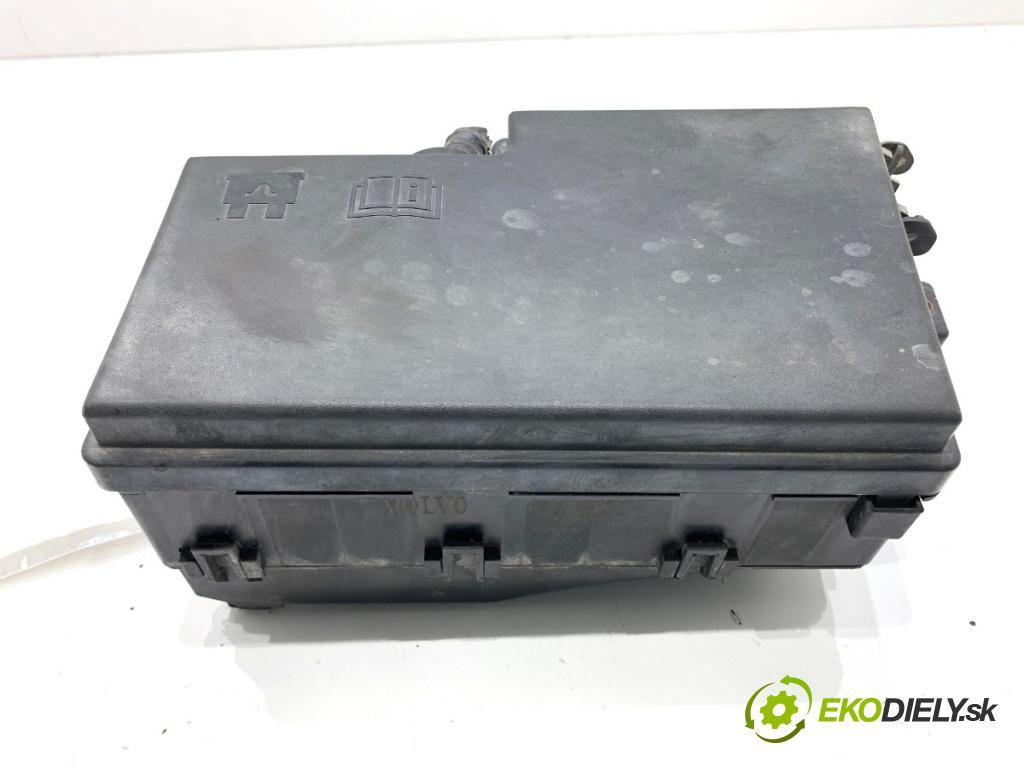VOLVO V50 Kombi 2007 80 kW 1.6 D 1560 Skrinka poistková 30672951 (Poistková skrinka)