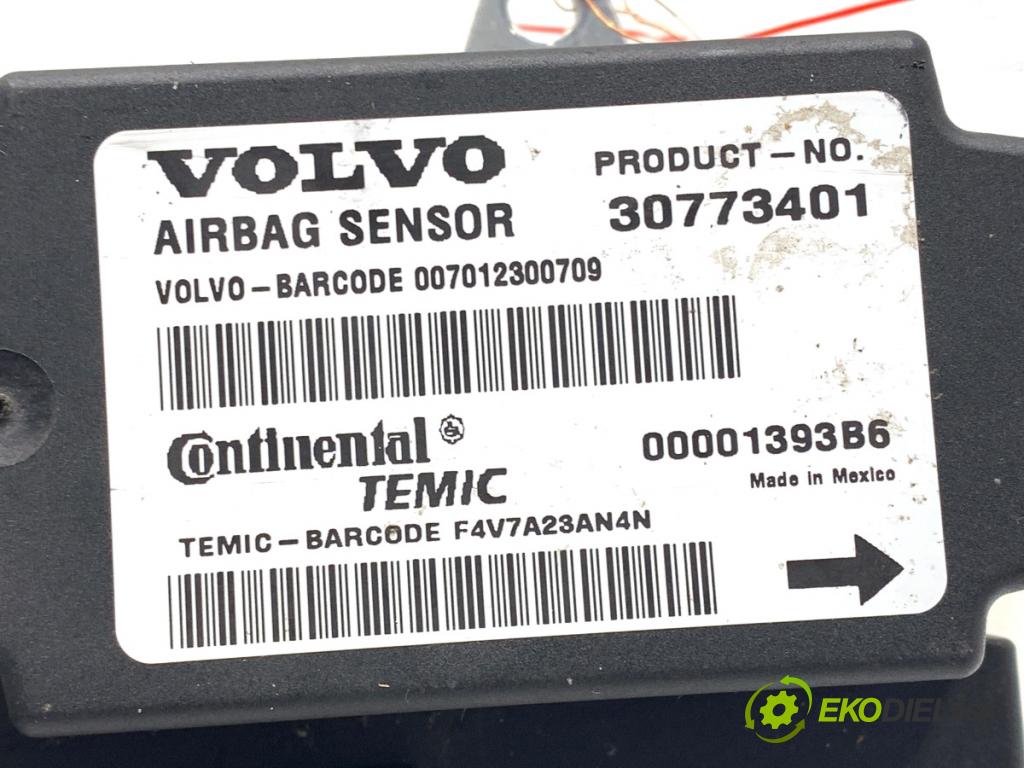 VOLVO V50 Kombi 2007 80 kW 1.6 D 1560 senzor airbag 30773401 (Snímač)