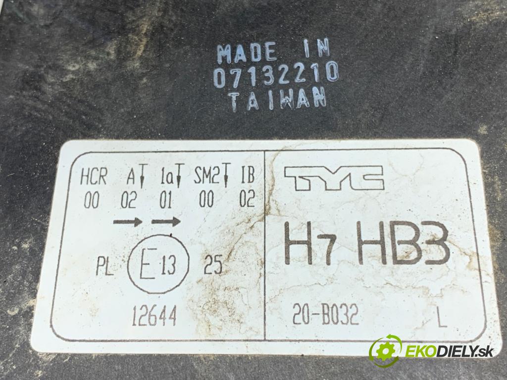 VOLVO V50 Kombi 2007 80 kW 1.6 D 1560 světlomet levý přední část