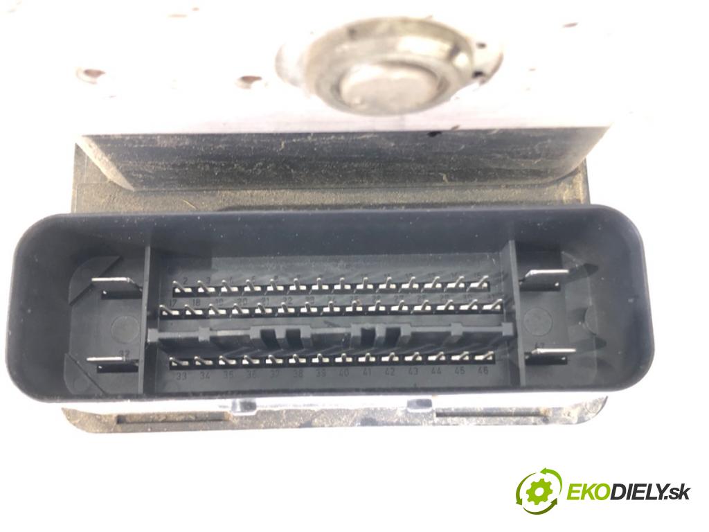 VOLVO V50 Kombi 2007 80 kW 1.6 D 1560 Pumpa ABS 30742665AA 30742654 (Pumpa ABS)