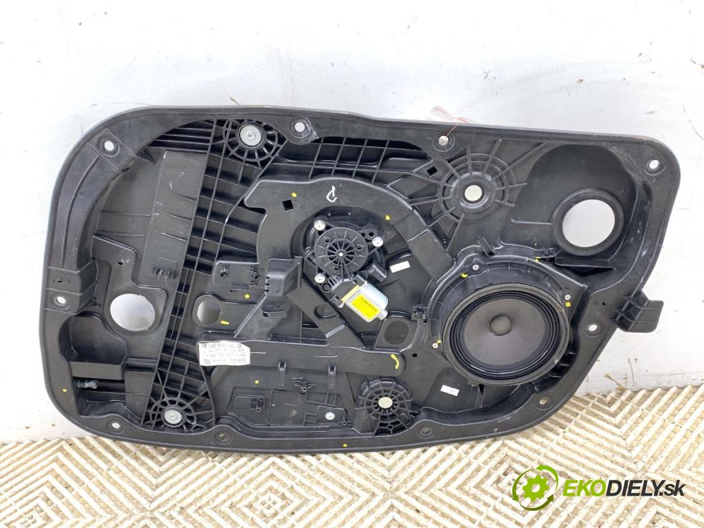 HYUNDAI i30 liftback 2015 81 kW 1.6 CRDi 1582 mechanismus okna pravý přední část 82480-A6210