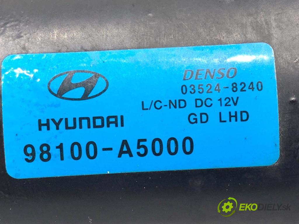 HYUNDAI i30 liftback 2015 81 kW 1.6 CRDi 1582 Mechanizmus stieračov predný 98100-A5000 (Motorček stieračov predný)