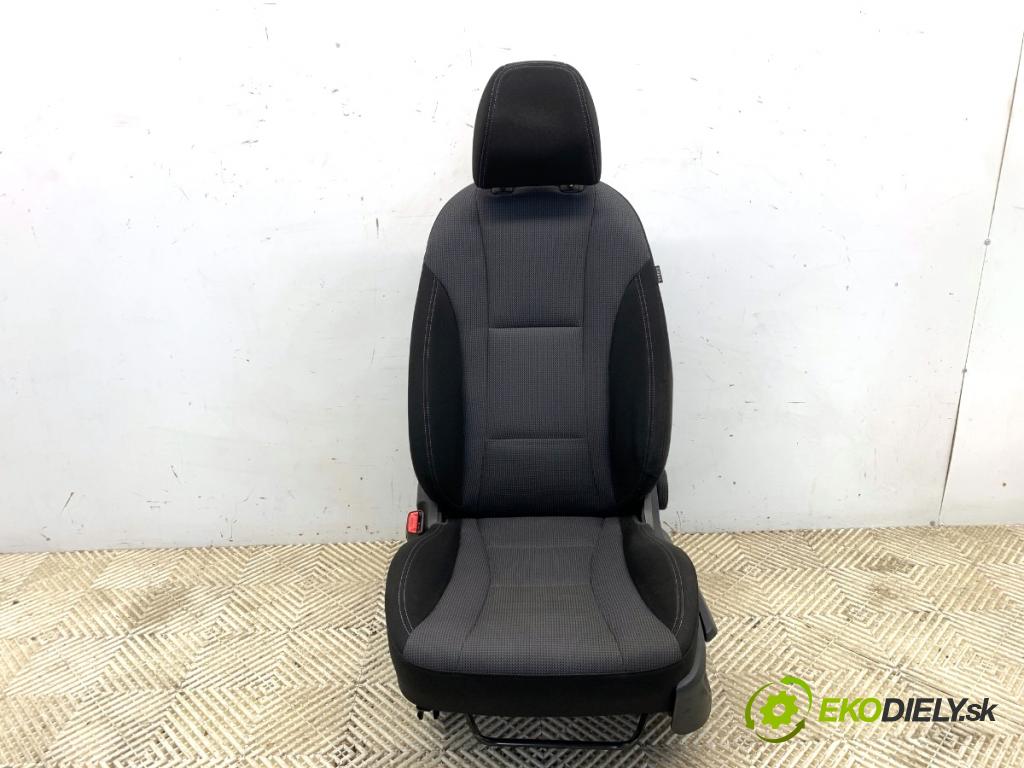 HYUNDAI i30 liftback 2015 81 kW 1.6 CRDi 1582 Sedadlo ľavy predný 