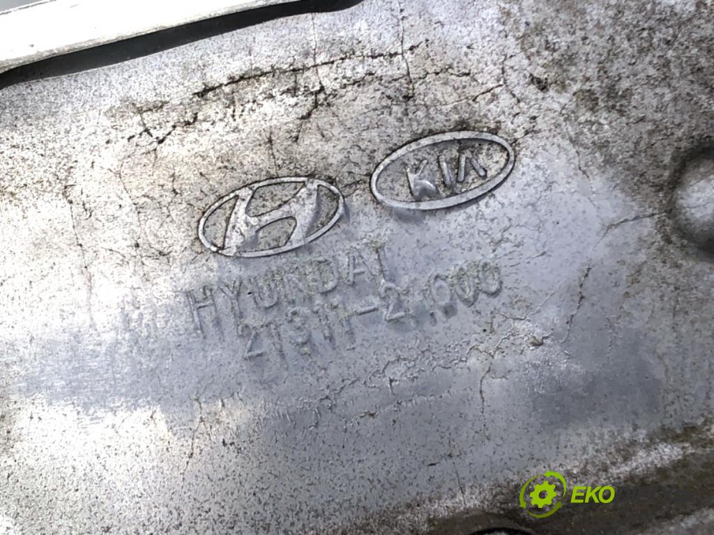 HYUNDAI i30 liftback 2015 81 kW 1.6 CRDi 1582 obal 21311-2A600 (Kryty motora)