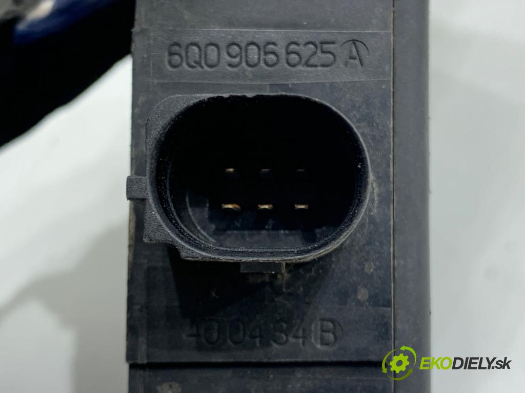 VW POLO IV 9N liftback 2008 51 kW 1.4 TDI 1422 Ventil magnetický 6Q0906625A (Ventil ostatné)