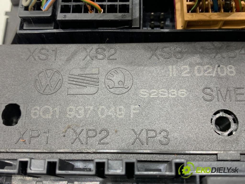 VW POLO IV 9N liftback 2008 51 kW 1.4 TDI 1422 Modul komfortu 6Q1937049F (Modul komfortu)