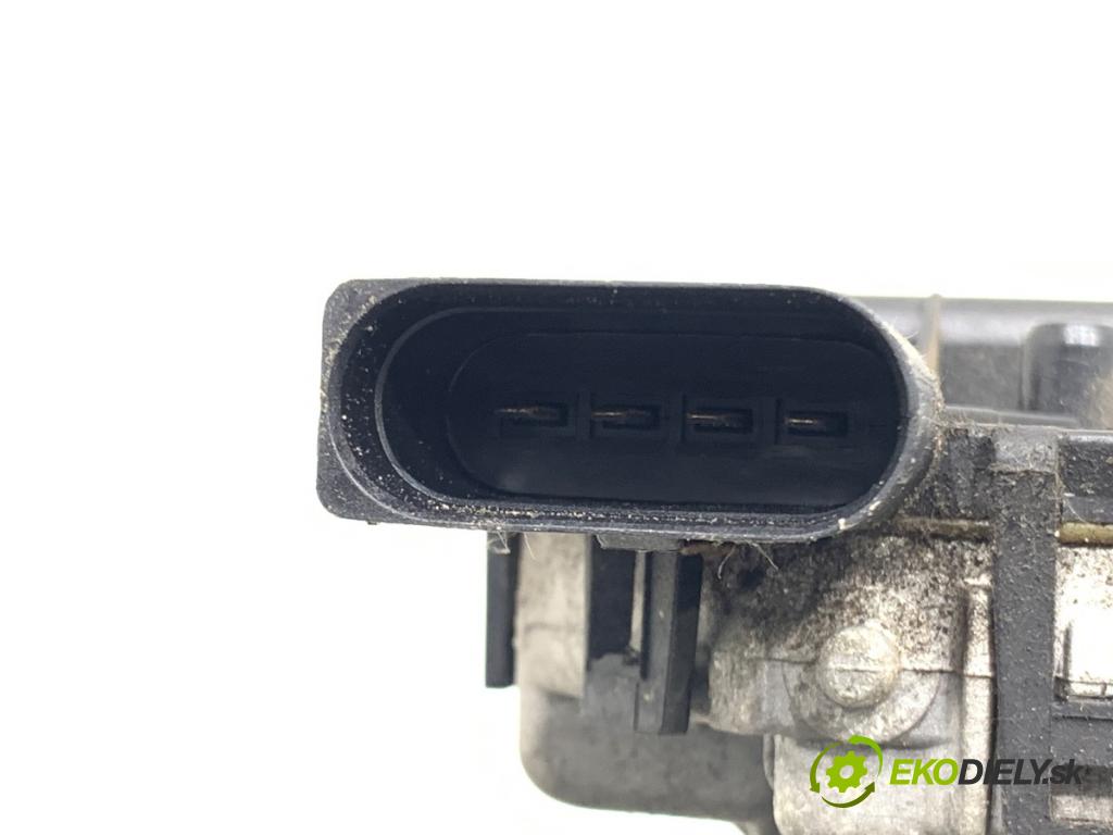 VW POLO IV 9N liftback 2008 51 kW 1.4 TDI 1422 mechanismus stěračů přední část 3397020625 6Q1955023E (Motorky stěračů)