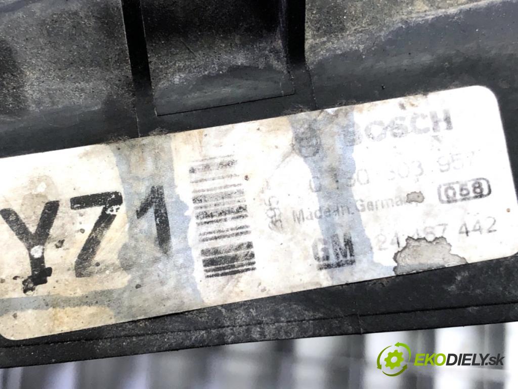 OPEL ASTRA H liftback 2004 74 kW 1.7 CDTI (L48) 1686 ventilátor chladiče 24467442 (Ventilátory)