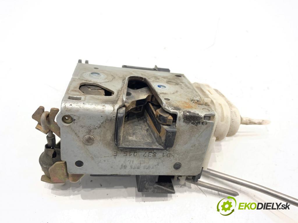 AUDI A4 B5 Kombi 1997 81 kW 1.9 TDI quattro 1896 zámok dveře levý přední část 8D1837015E