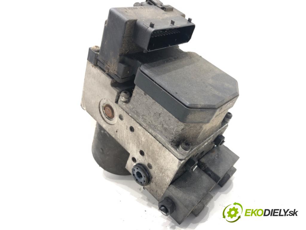 AUDI A4 B5 Kombi 1997 81 kW 1.9 TDI quattro 1896 Pumpa ABS 0273004134 (Pumpa ABS)