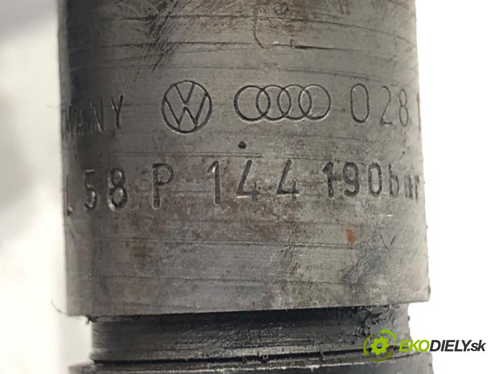 AUDI A4 B5 Kombi 1997 81 kW 1.9 TDI quattro 1896 vstrekovač 028130201T (Vstrekovač paliva)