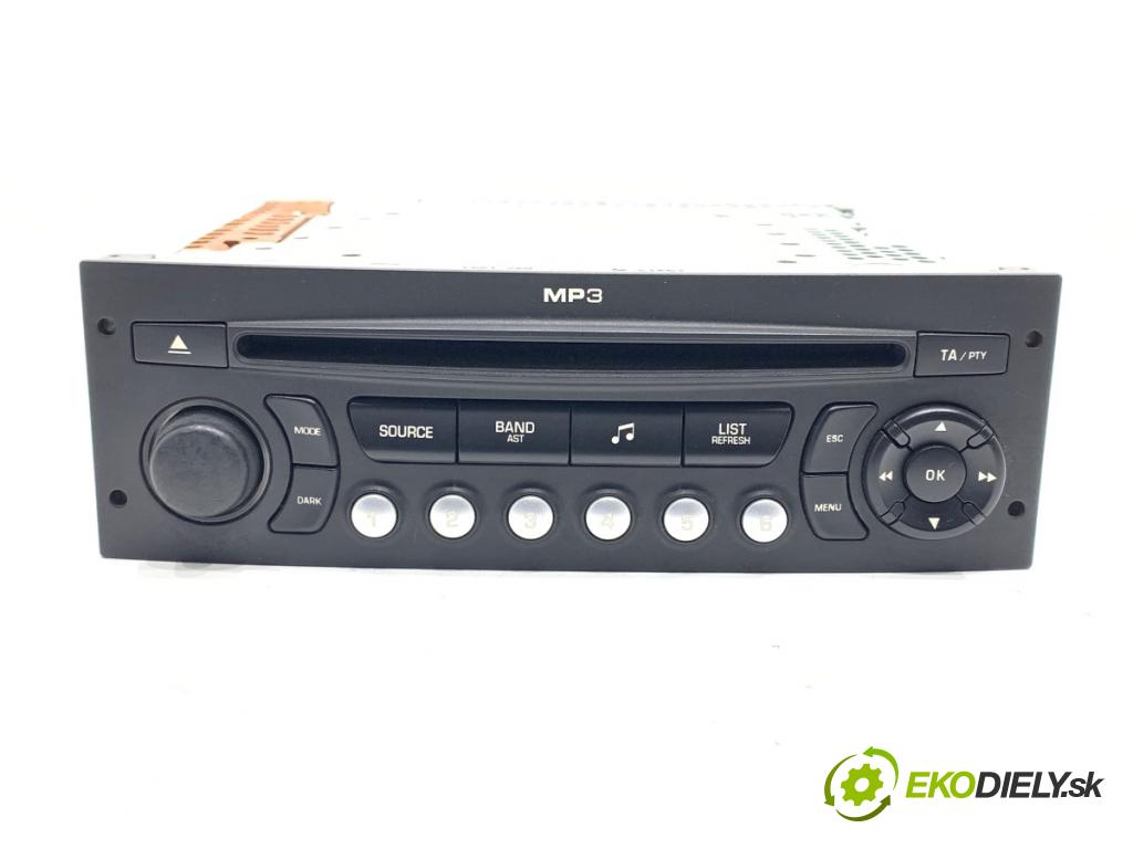 PEUGEOT 207 liftback 2007 54 kW 1.4 1360 RADIO 96633422XT (Audio zariadenie)