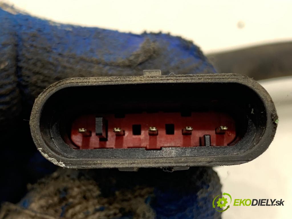 FIAT GRANDE PUNTO liftback 2006 57 kW 1.4 (199AXB11, 199AXB1A, 199BXB1A, 199AXL1A) 1368 Lišta vstrekovacia  (Vstrekovacia lišta)