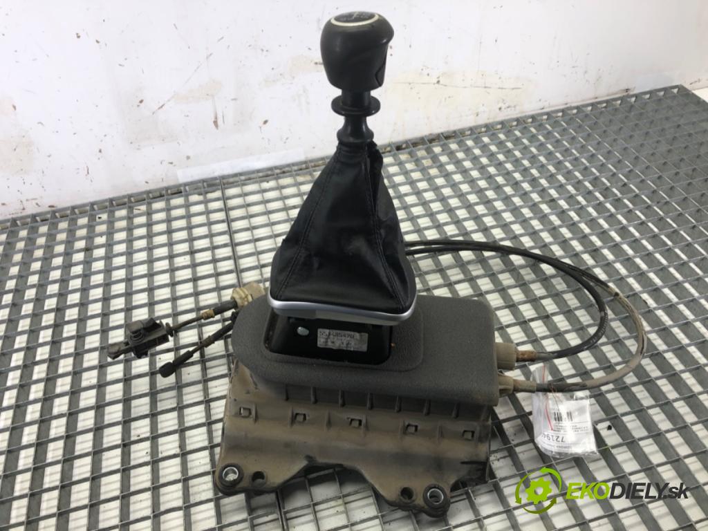 FIAT GRANDE PUNTO liftback 2006 57 kW 1.4 (199AXB11, 199AXB1A, 199BXB1A, 199AXL1A) 1368 kulisa 553485470 (Rýchlostné páky / kulisy)