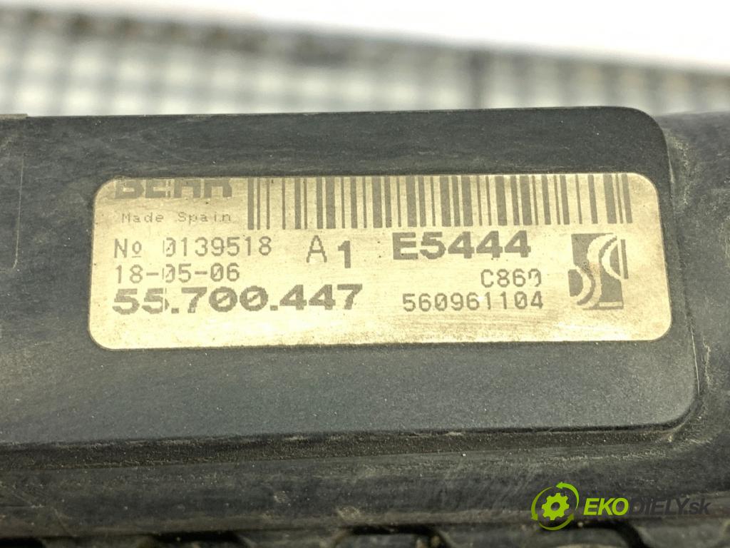 FIAT GRANDE PUNTO liftback 2006 57 kW 1.4 (199AXB11, 199AXB1A, 199BXB1A, 199AXL1A) 1368 chladič vody 55700447 (Chladiče vody)