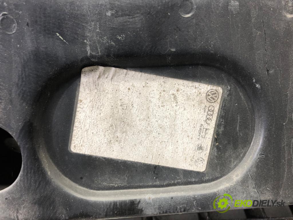 SEAT LEON I liftback 2001 77 kW 1.6 16 V 1598 výztuha nárazníka přední část  (Výztuhy přední)