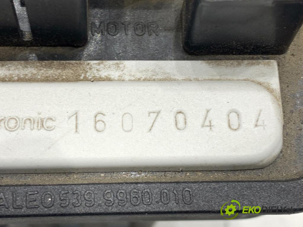 OPEL ASTRA H liftback 2005 74 kW 1.7 CDTI (L48) 1686 odpor rezistor topení vzduchu 5399960010 (Odpory topení)