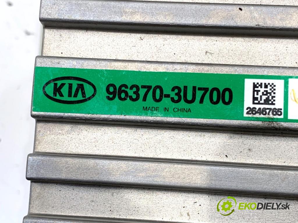 KIA SPORTAGE III SUV 2015 99 kW 1.6 GDI 1591 Zosilňovač 96370-3U700 (Zosilňovač)