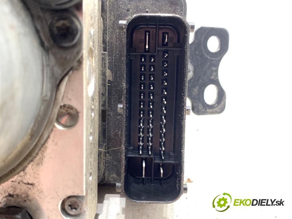 KIA SPORTAGE III SUV 2015 99 kW 1.6 GDI 1591 Pumpa ABS 58920-3U410 (Pumpa ABS)