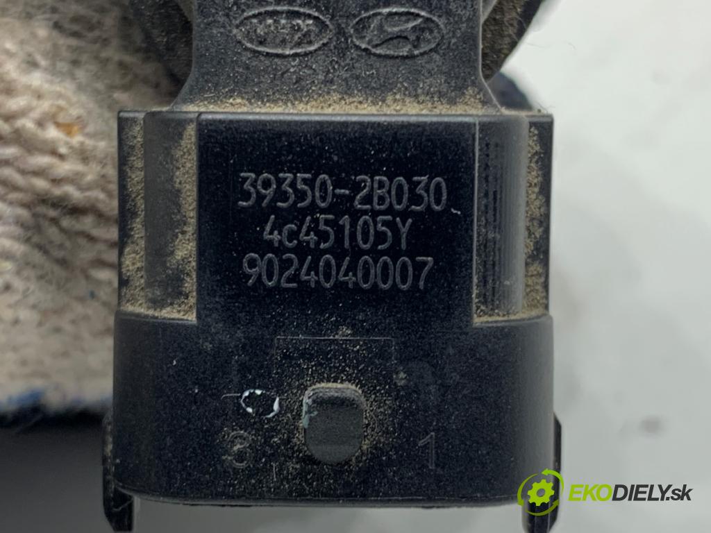 KIA SPORTAGE III SUV 2015 99 kW 1.6 GDI 1591 snímač pozice vačkového hřídele 39350-2B030 (Snímače polohy kliky, vačky)