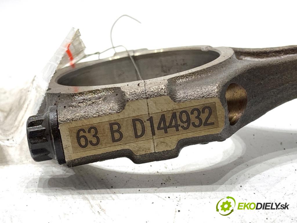 KIA SPORTAGE III SUV 2015 99 kW 1.6 GDI 1591 PIEST: ojnica G4FD (Piest)