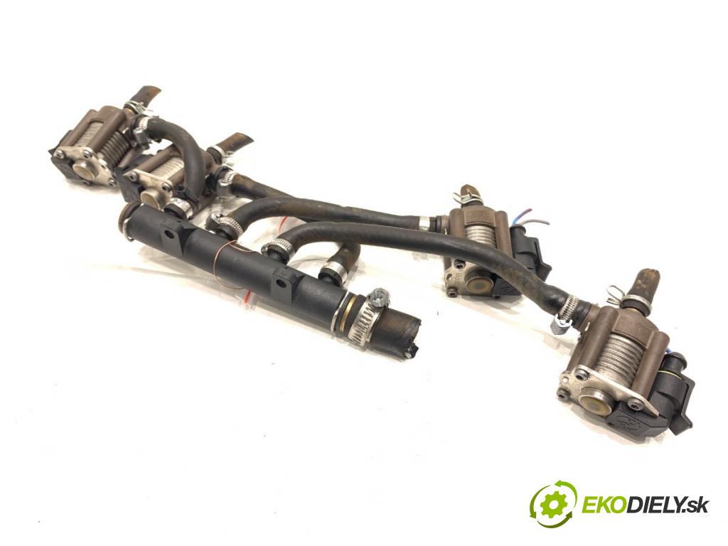 SEAT LEON I liftback 2001 77 kW 1.6 16 V 1598 vstrekovač LPG 67R-017294