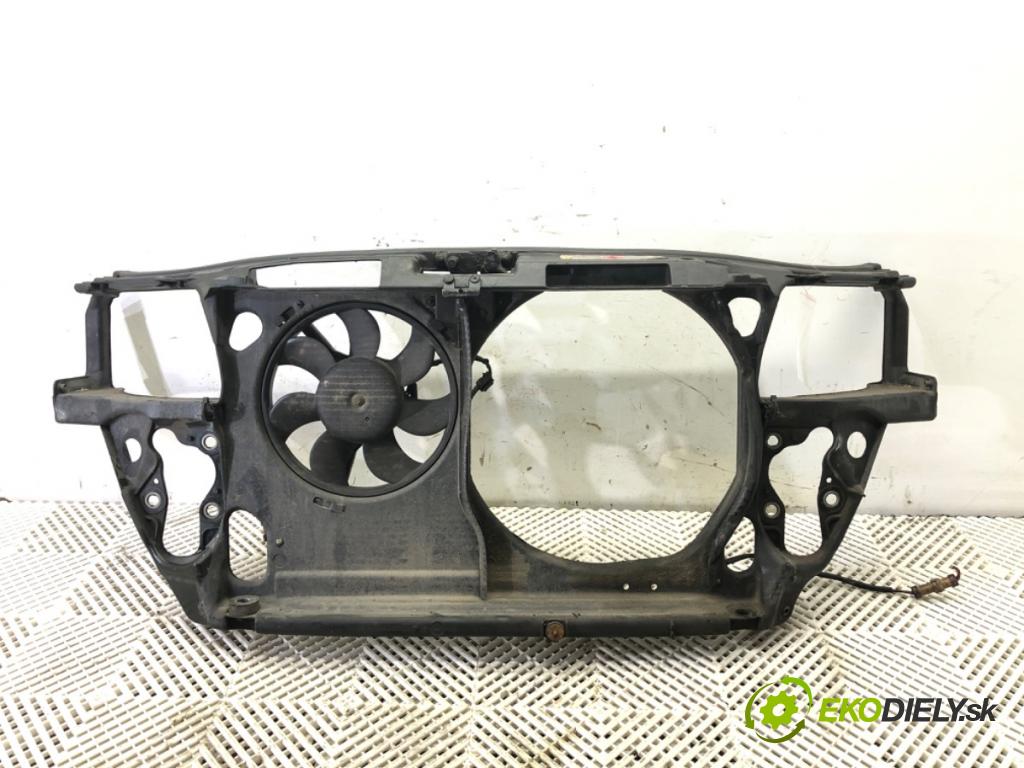 AUDI A4 B5 sedan 1995 74 kW 1.6 1595 držák přední část  (Výztuhy přední)