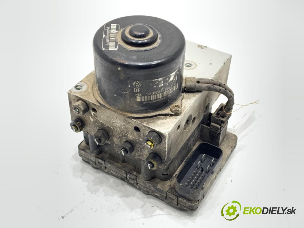 SKODA OCTAVIA I liftback 1998 92 kW 1.8 1781 Pumpa ABS 1J0907379E (Pumpa ABS)