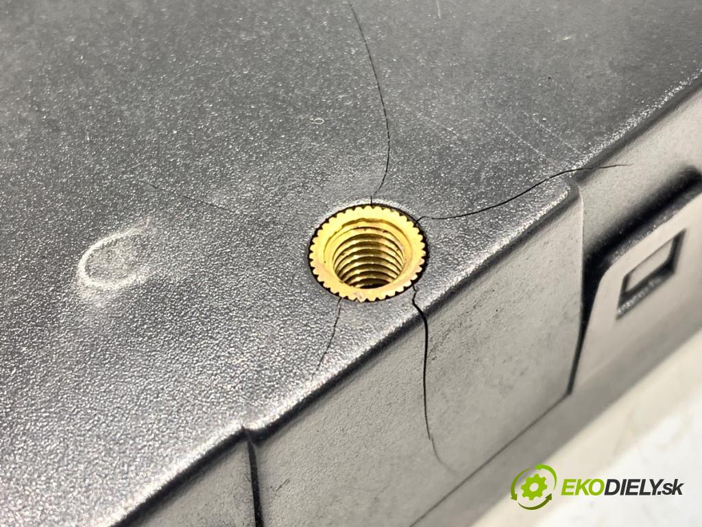 SKODA OCTAVIA I liftback 1998 92 kW 1.8 1781 Modul komfortu 1J0959799L (Modul komfortu)