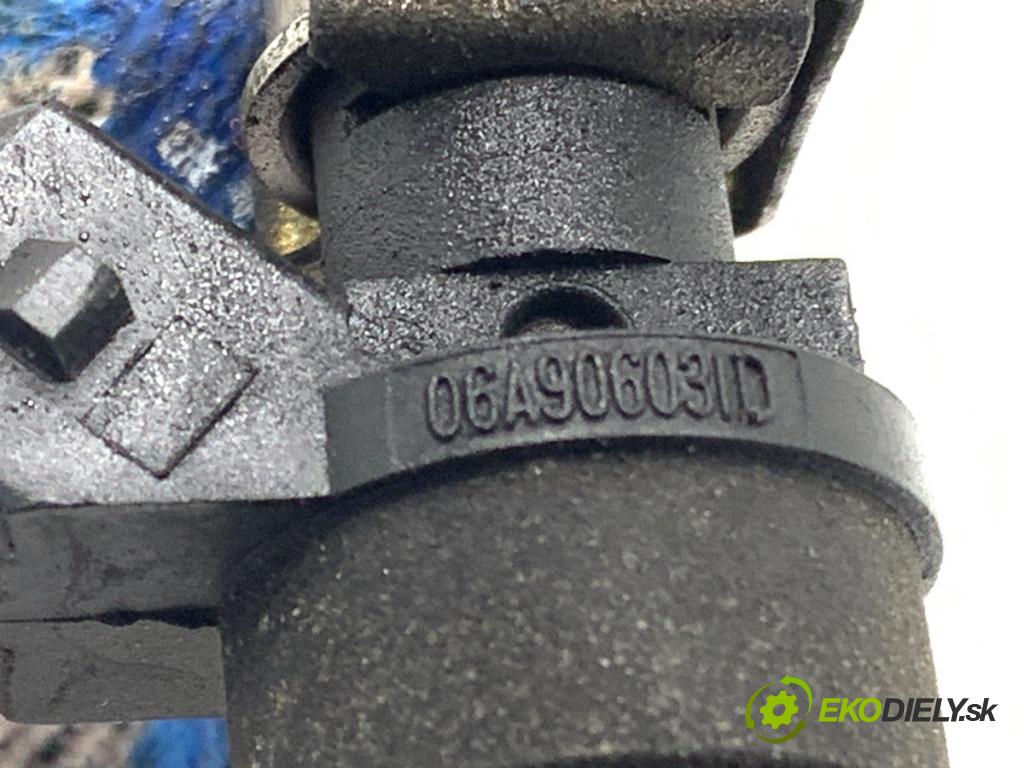 SKODA OCTAVIA I liftback 1998 92 kW 1.8 1781 Lišta vstrekovacia 06A906031D (Vstrekovacia lišta)